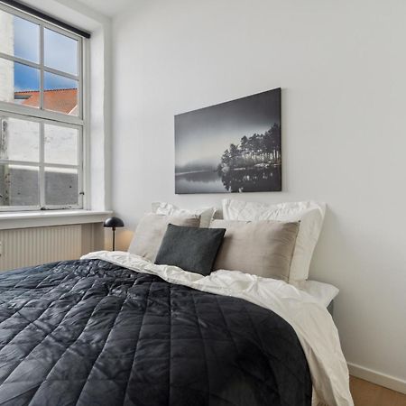 Come Stay 4Br Med Plads Til 7 I Hjertet Af Aarhus Exterior photo