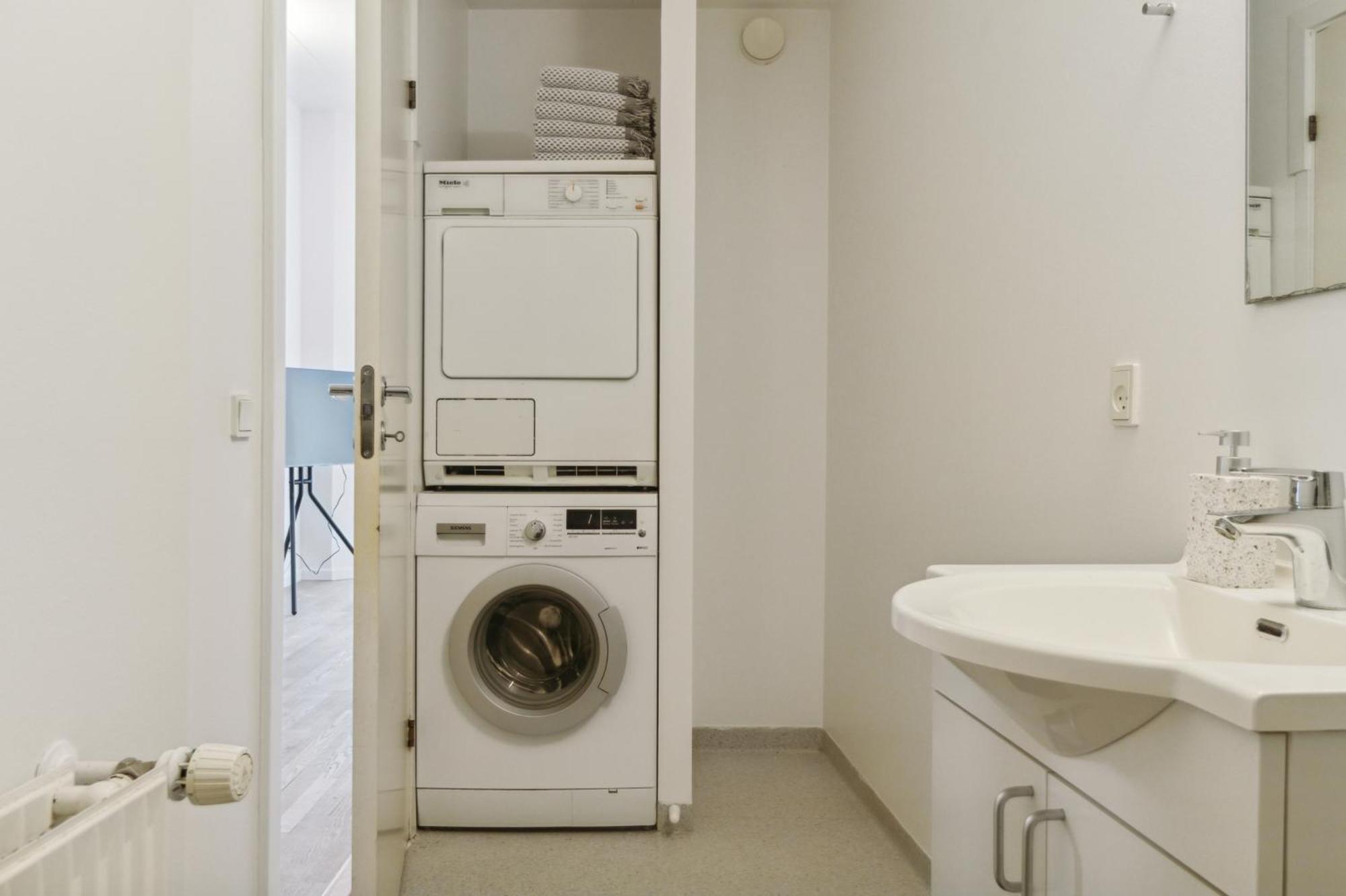 Come Stay 4Br Med Plads Til 7 I Hjertet Af Aarhus Exterior photo