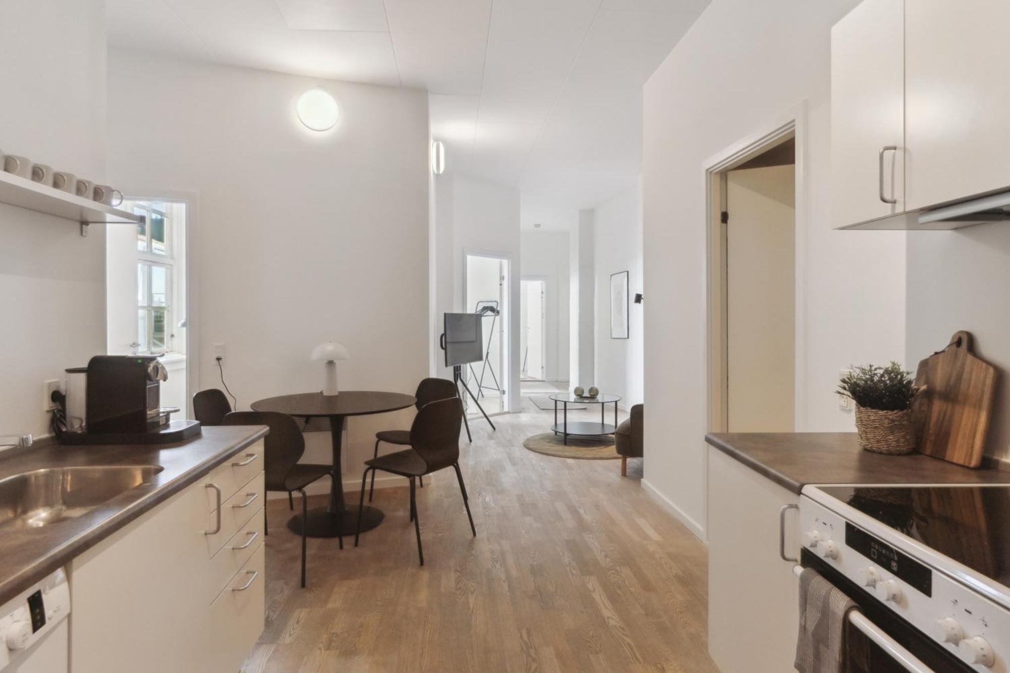 Come Stay 4Br Med Plads Til 7 I Hjertet Af Aarhus Exterior photo